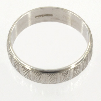 9ct White Gold 3g Wedding Ring Size M